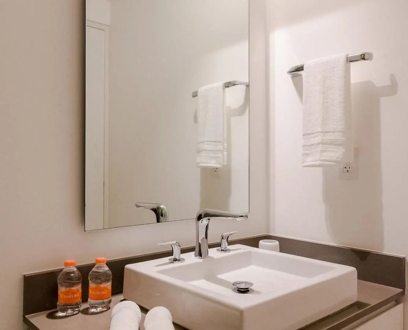 Oceana Residences By Waves L Lujo Contemporaneo A Pasos Del Mar Playa del Carmen 0*,